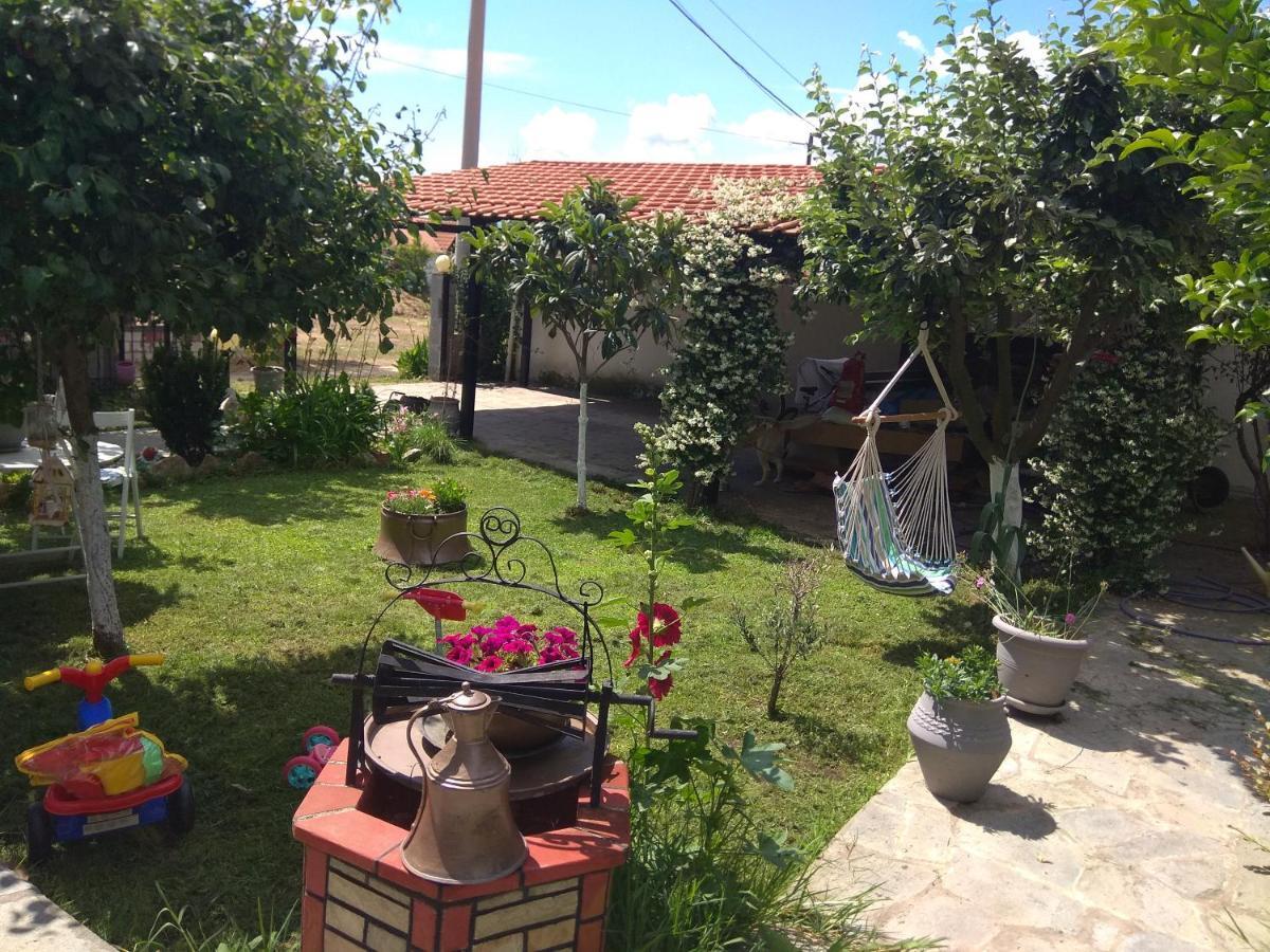Sofia'S Cottage Asproválta Luaran gambar